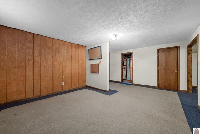 3058 COX MILL ROAD, Hopkinsville, KY 42240