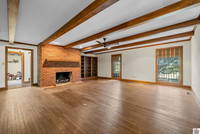 3058 COX MILL ROAD, Hopkinsville, KY 42240