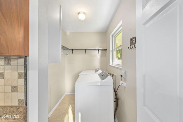 940 Joliet Drive, Maumee, OH 43537
