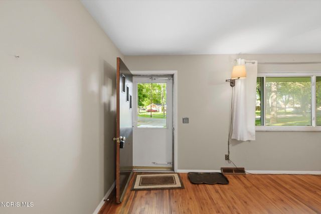 940 Joliet Drive, Maumee, OH 43537