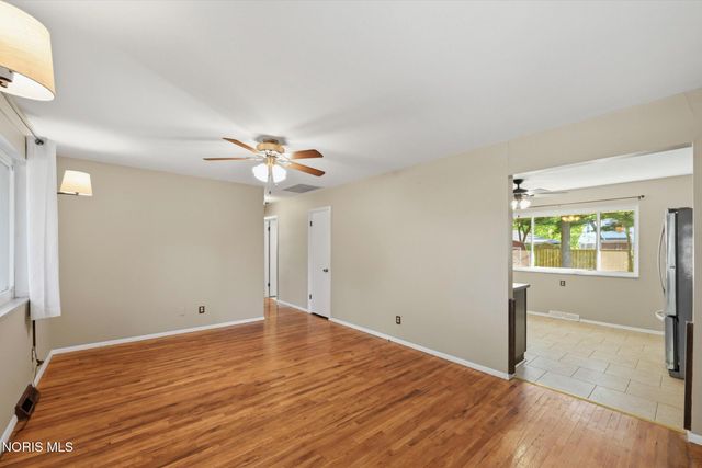 940 Joliet Drive, Maumee, OH 43537