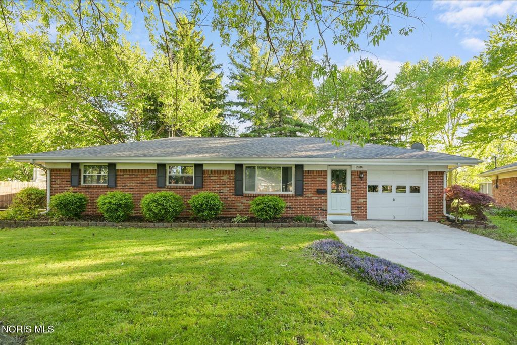 940 Joliet Drive, Maumee, OH 43537