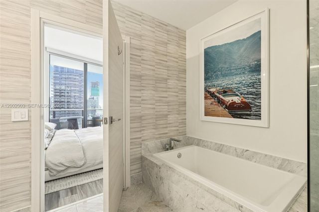 801 S Miami Avenue 4902, Miami, FL 33130
