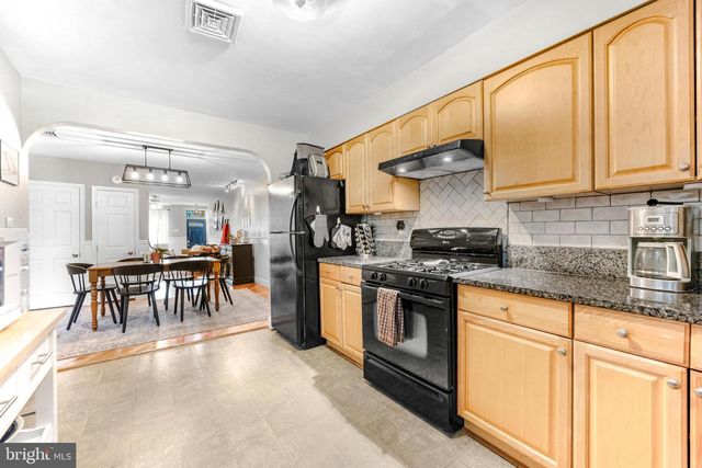 120 W FORT AVE, Baltimore, MD 21230