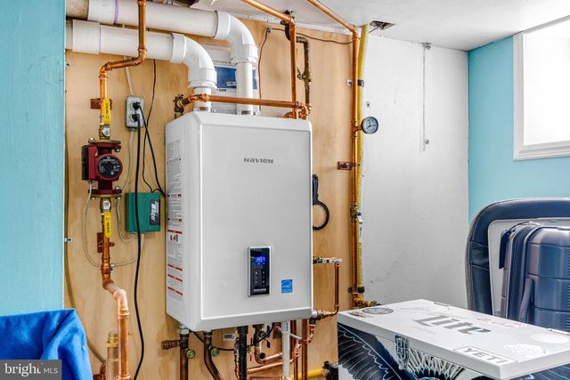 120 W FORT AVE, Baltimore, MD 21230