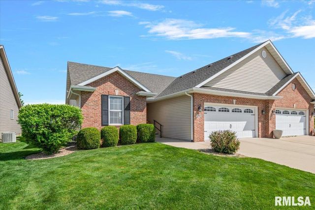 3303 Lakemere Drive, Springfield, IL 62711