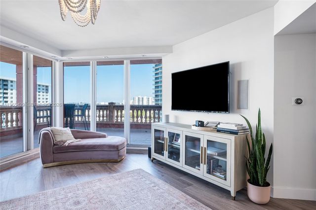 2100 N Ocean Blvd 11B, Fort Lauderdale, FL 33305