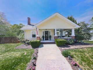 995 Old Canton Road, Ball Ground, GA 30107