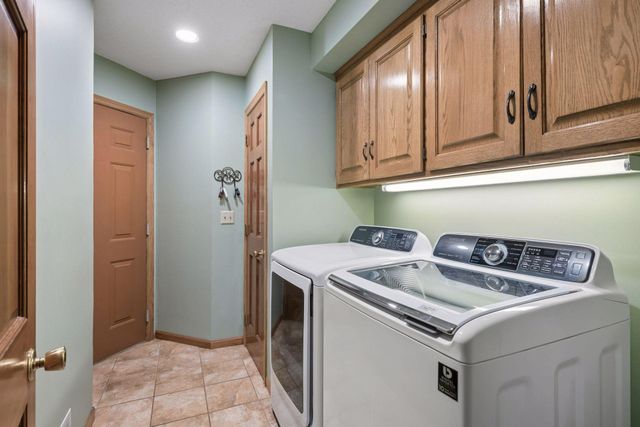 11380 Louisiana Circle, Bloomington, MN 55438