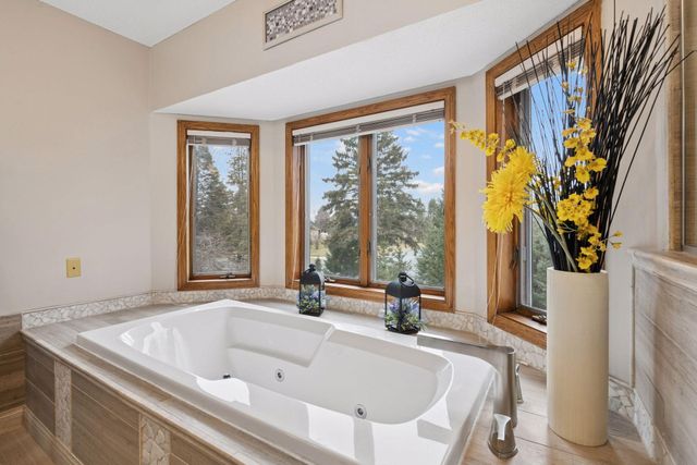 11380 Louisiana Circle, Bloomington, MN 55438