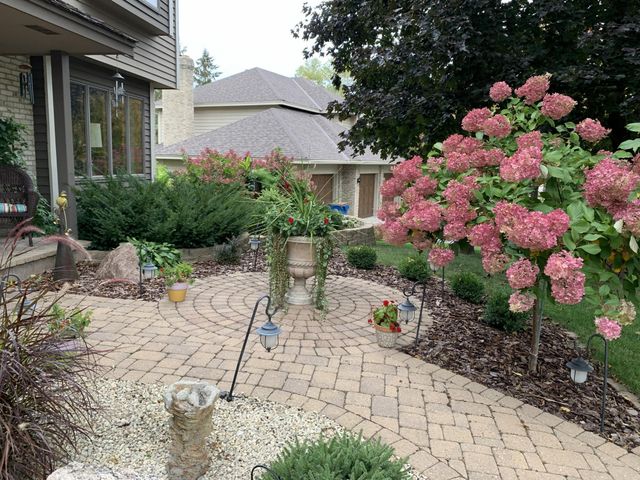 11380 Louisiana Circle, Bloomington, MN 55438