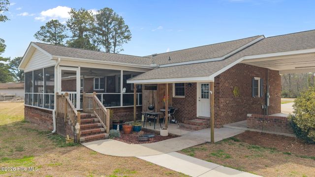 16 Port Side Lane, Belhaven, NC 27810