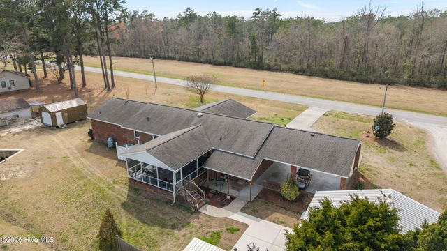 16 Port Side Lane, Belhaven, NC 27810