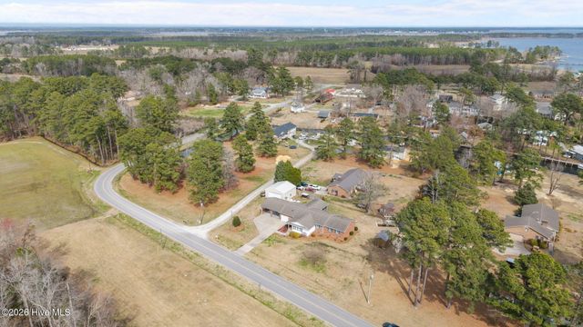 16 Port Side Lane, Belhaven, NC 27810