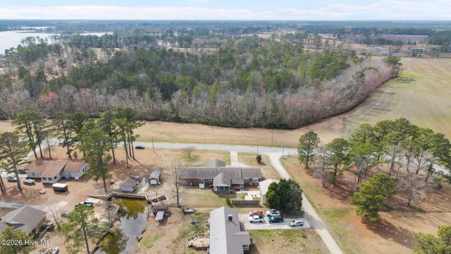 16 Port Side Lane, Belhaven, NC 27810