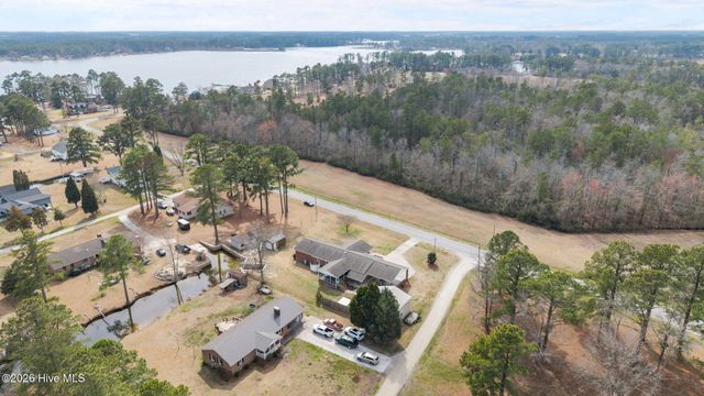 16 Port Side Lane, Belhaven, NC 27810