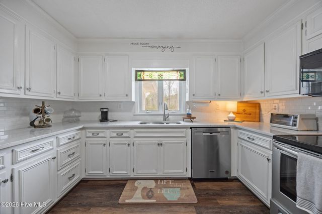 16 Port Side Lane, Belhaven, NC 27810