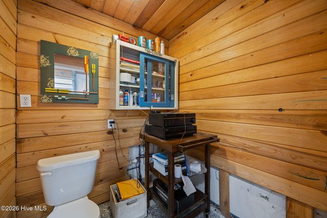 16 Port Side Lane, Belhaven, NC 27810