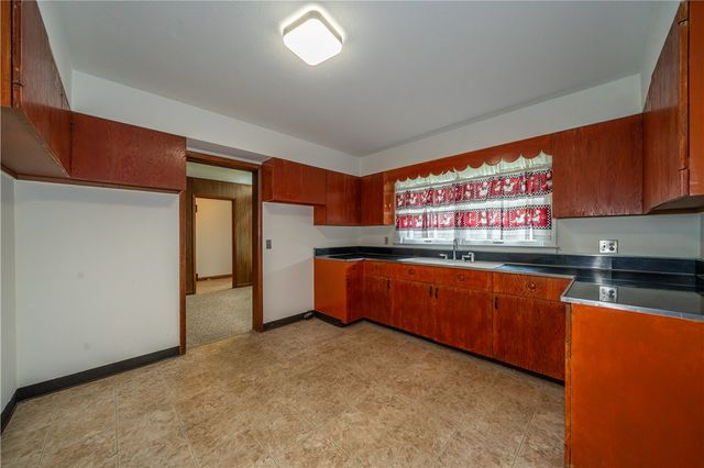 110 Parker Drive, Springboro, OH 45066