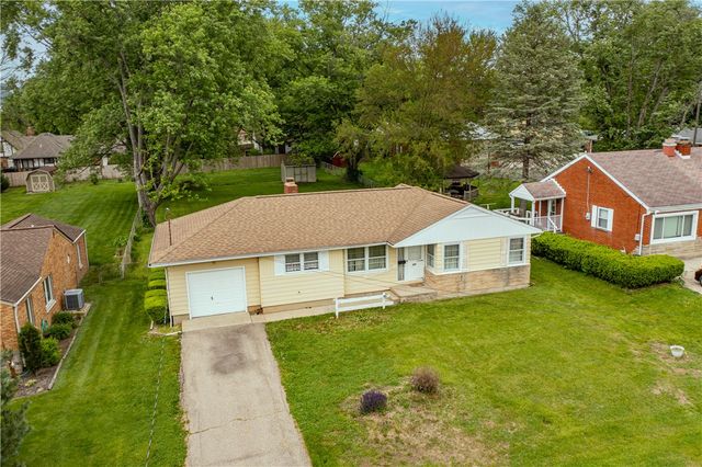 110 Parker Drive, Springboro, OH 45066