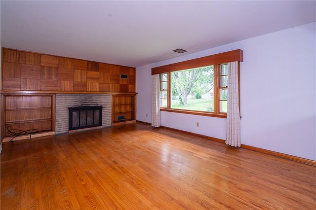 110 Parker Drive, Springboro, OH 45066