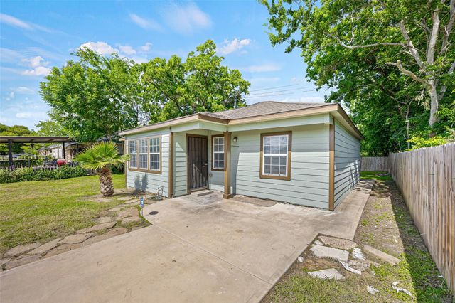 7614 Darnay Dr Drive, Houston, TX 77033