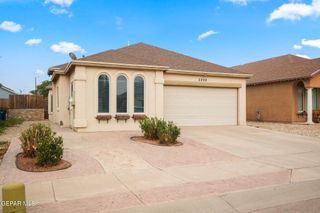 2208 HONOUR POINT Place, El Paso, TX 79938