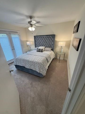11506 Main Elm Drive, Houston, TX 77025