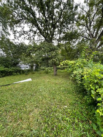 8294 Rosemont Avenue, Detroit, MI 48228