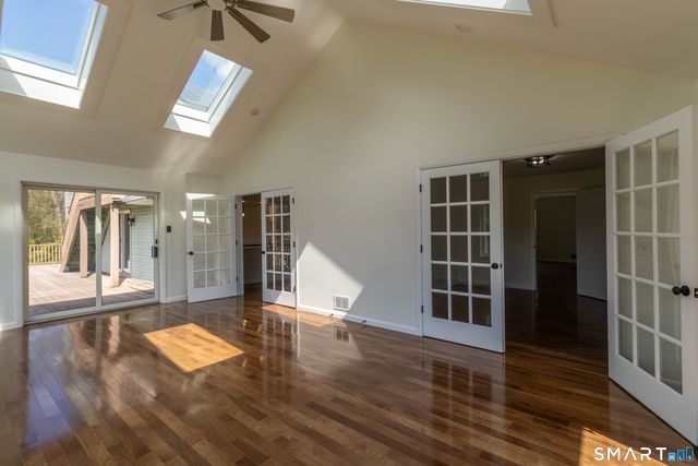 60 Abbe Road, East Windsor, CT 06088