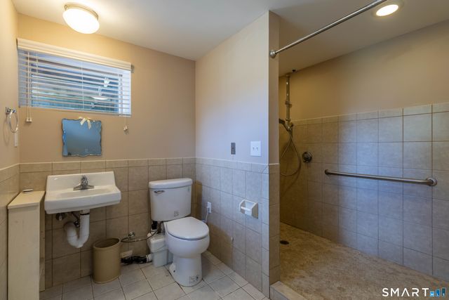 60 Abbe Road, East Windsor, CT 06088