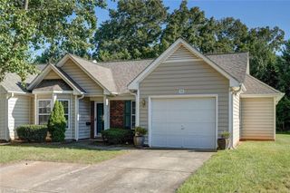 90 Mansfield Circle, Greensboro, NC 27455