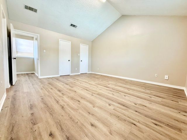 7915 Kendalia Drive, Houston, TX 77036