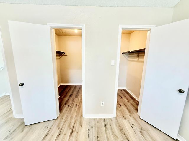 7915 Kendalia Drive, Houston, TX 77036