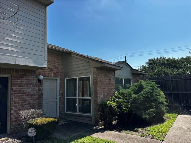 7915 Kendalia Drive, Houston, TX 77036