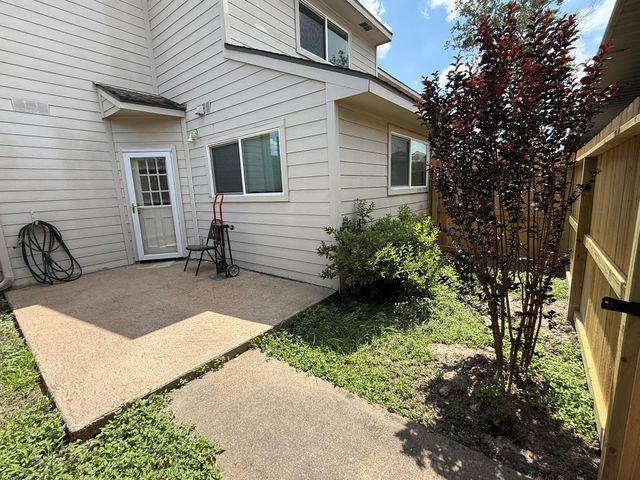7915 Kendalia Drive, Houston, TX 77036