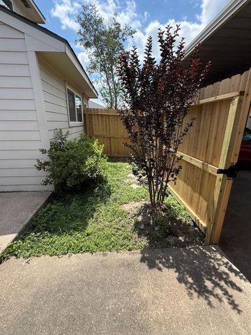 7915 Kendalia Drive, Houston, TX 77036