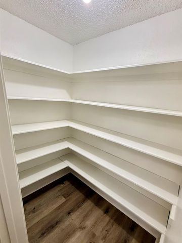 7915 Kendalia Drive, Houston, TX 77036