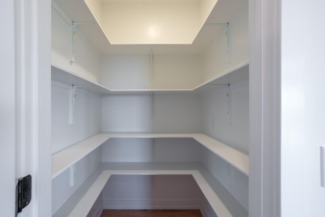 1303 MORNING DOVE DR, Columbia, MO 65201