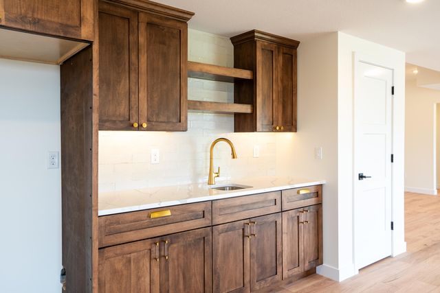 1303 MORNING DOVE DR, Columbia, MO 65201