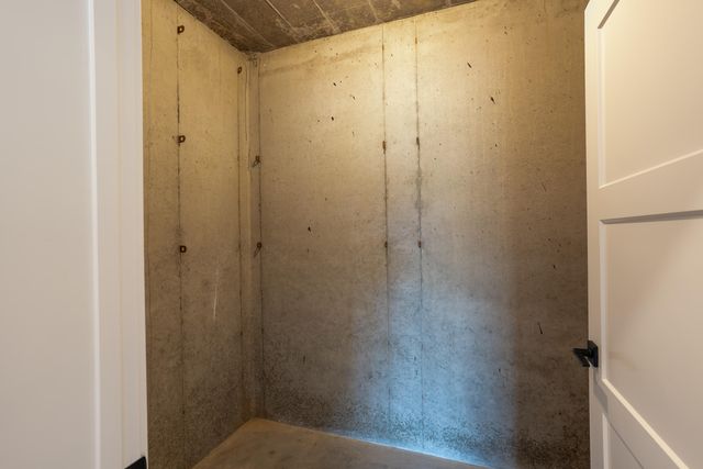 1303 MORNING DOVE DR, Columbia, MO 65201