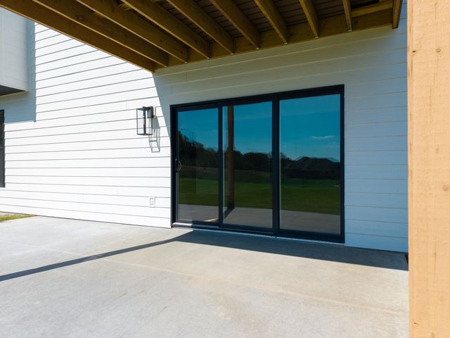 1303 MORNING DOVE DR, Columbia, MO 65201