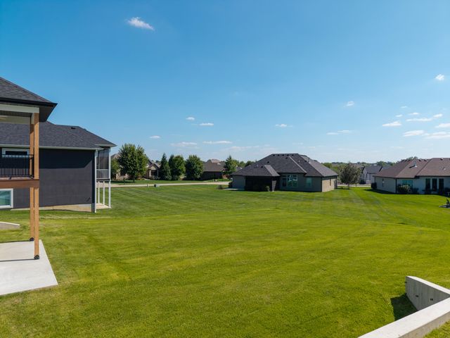 1303 MORNING DOVE DR, Columbia, MO 65201