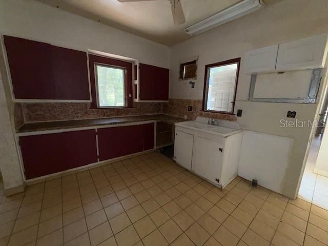 522 W PARK STREET, Lakeland, FL 33803