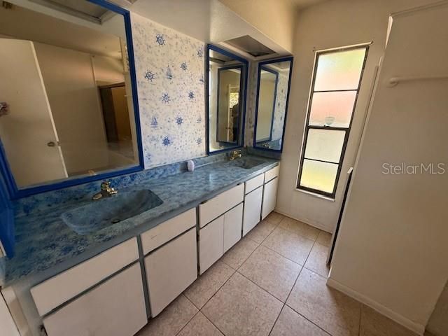 522 W PARK STREET, Lakeland, FL 33803