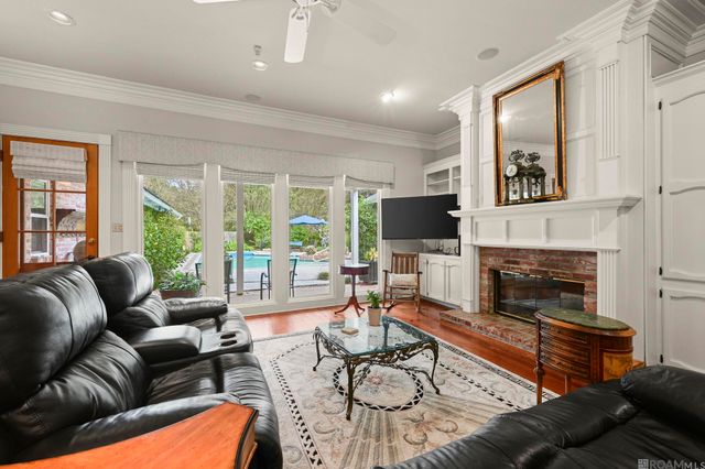 14513 Cottage Oaks Dr, Baton Rouge, LA 70810