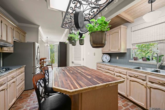 14513 Cottage Oaks Dr, Baton Rouge, LA 70810