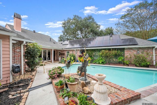 14513 Cottage Oaks Dr, Baton Rouge, LA 70810