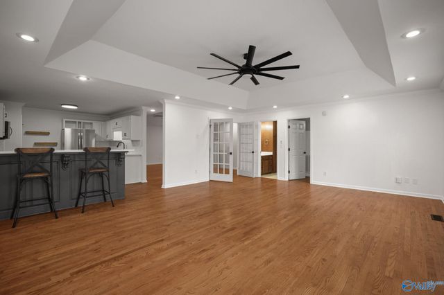 121 Tessie Drive SE, Owens Cross Roads, AL 35763