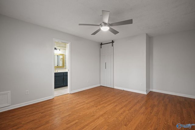 121 Tessie Drive SE, Owens Cross Roads, AL 35763